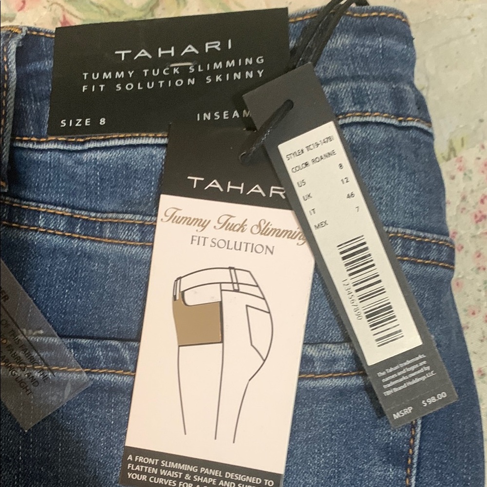 Tahari Women's Blue Skinny Jeans Size 8 
& 
29 inseam